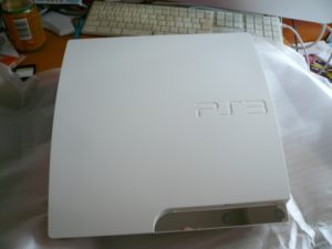 PS3本体は白です